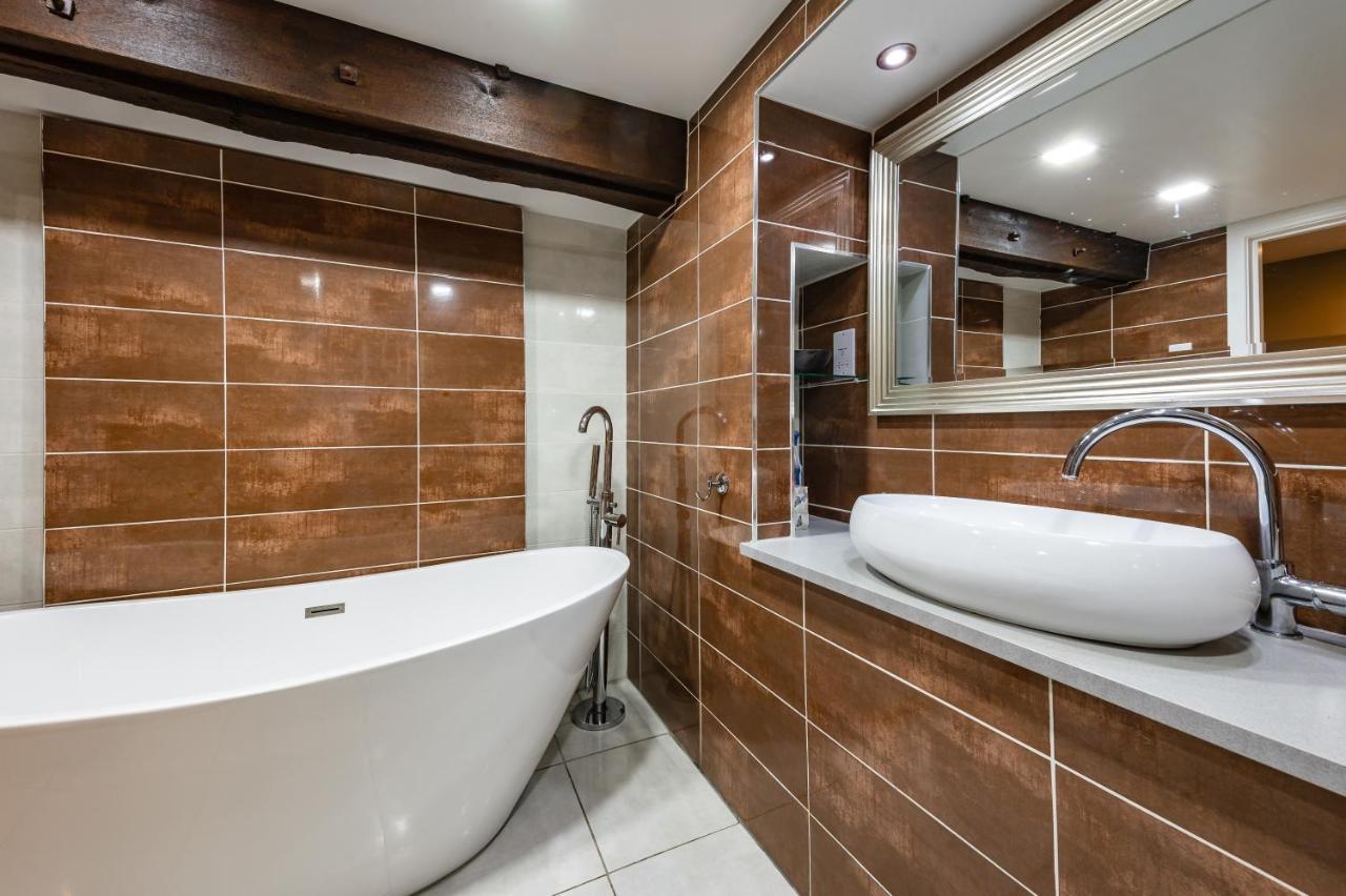 Spacious, Luxury Town Centre Granary Conversion Stamford Bagian luar foto